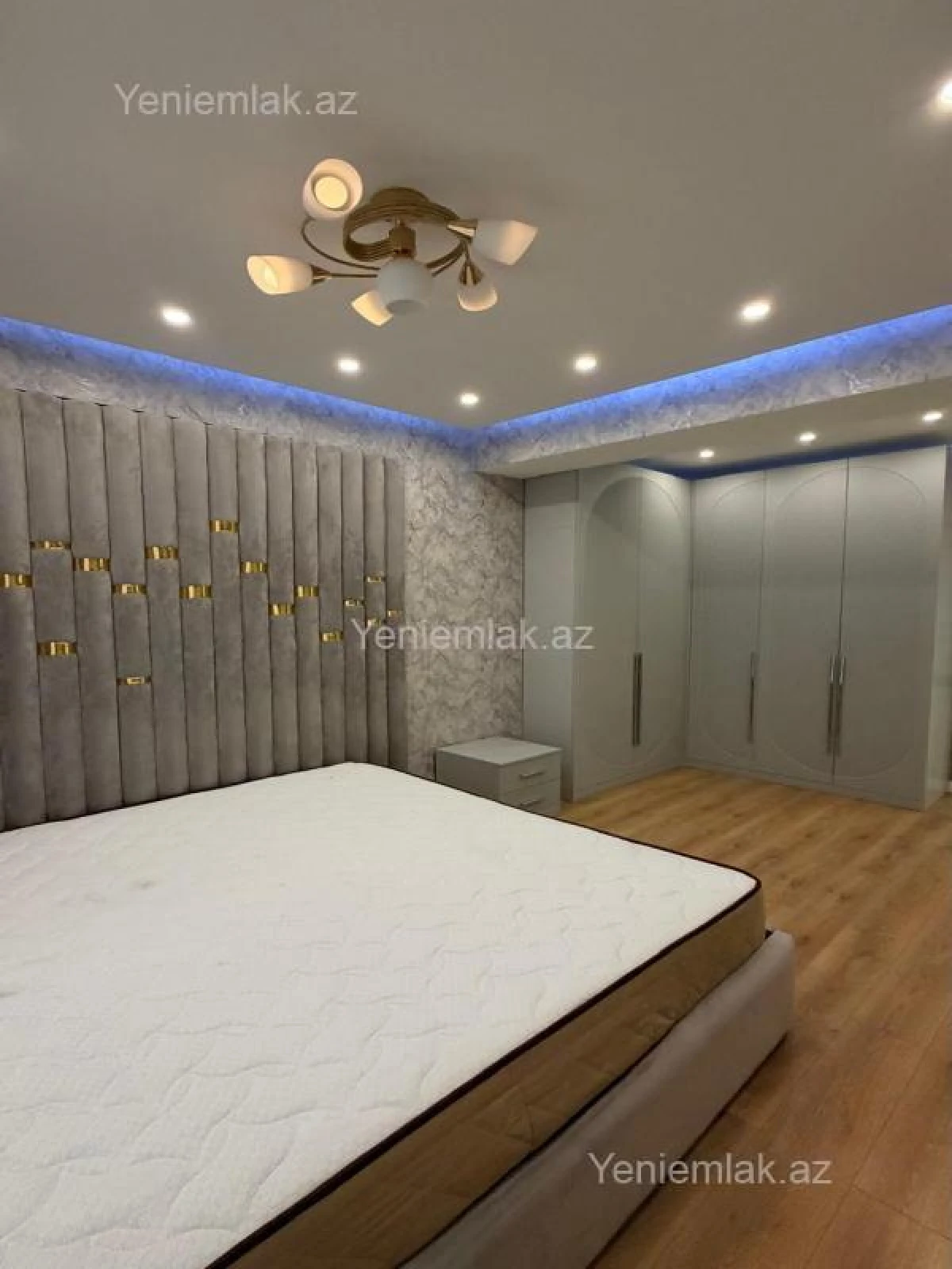 Satılır 2 otaqlı yeni tikili 76 m²