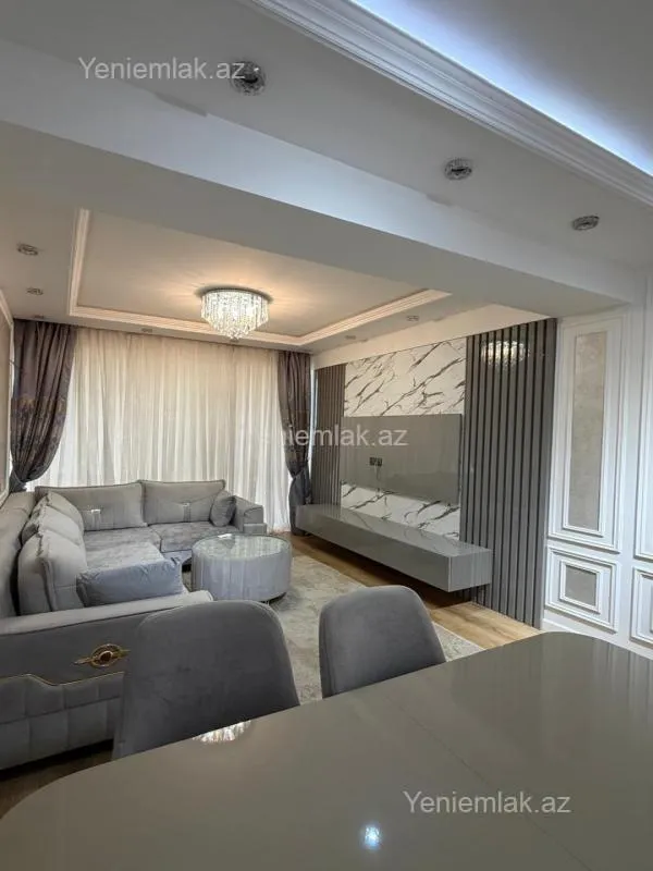 Satılır 2 otaqlı yeni tikili 76 m²