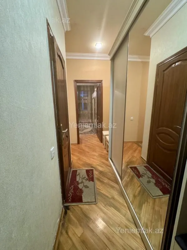 Satılır 2 otaqlı yeni tikili 70 m²