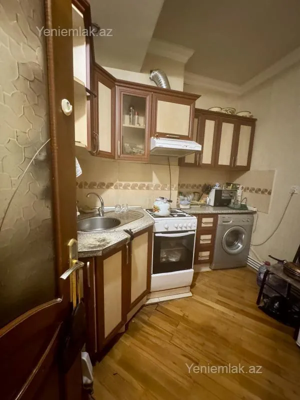 Satılır 2 otaqlı yeni tikili 70 m²