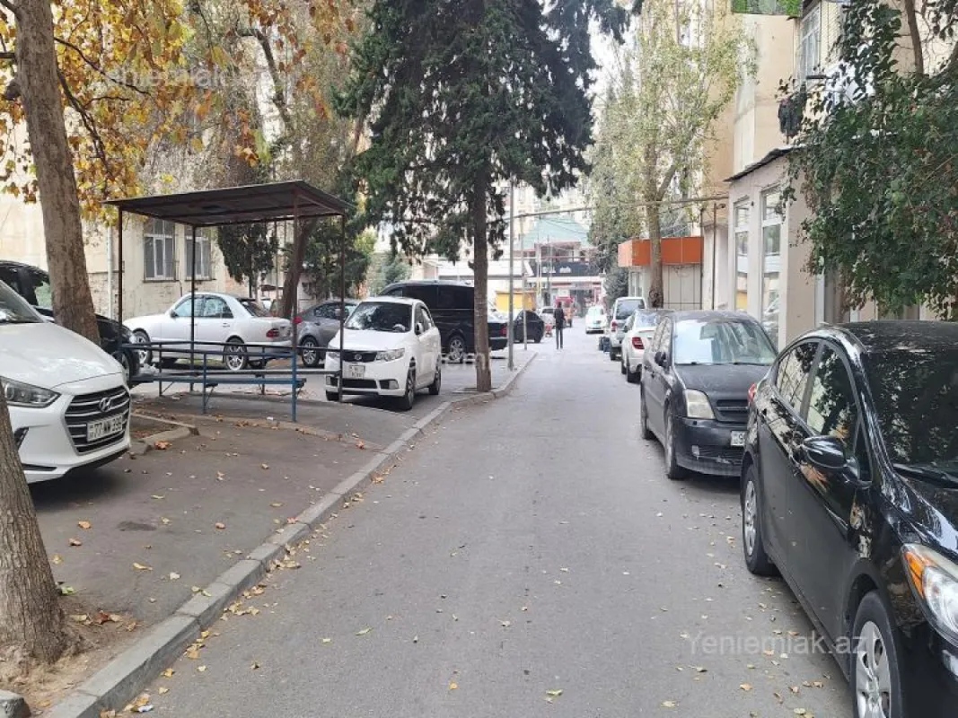Satılır 3 otaqlı köhnə tikili 96 m²