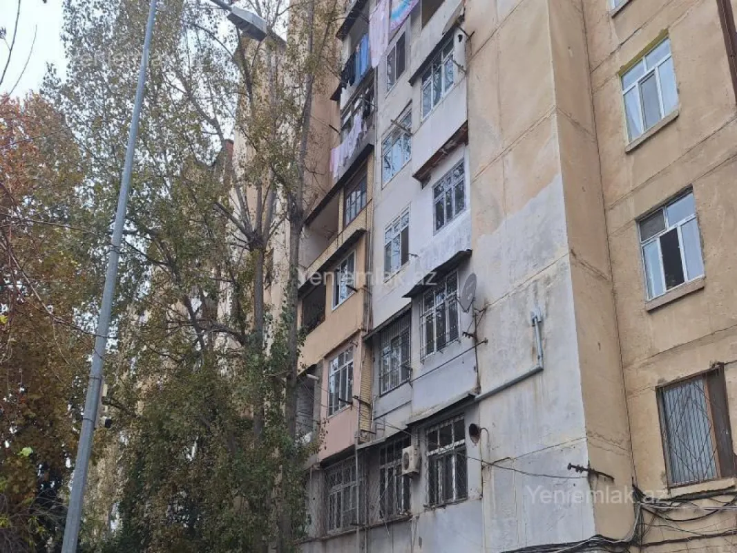 Satılır 3 otaqlı köhnə tikili 96 m²