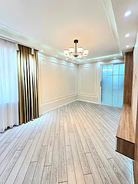 Satılır 2 otaqlı köhnə tikili 60 m²