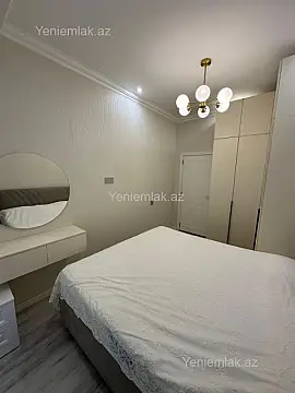 Satılır 3 otaqlı köhnə tikili 60 m²