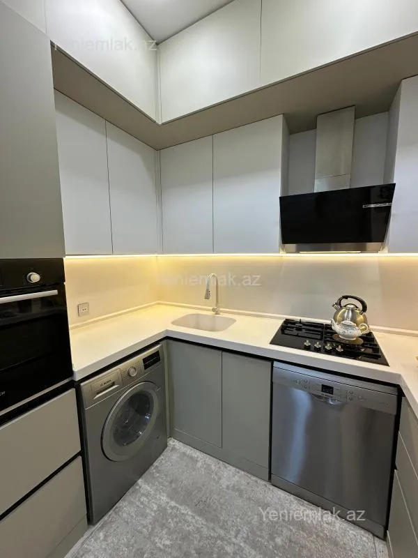 Satılır 3 otaqlı köhnə tikili 60 m²