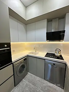Satılır 3 otaqlı köhnə tikili 60 m²