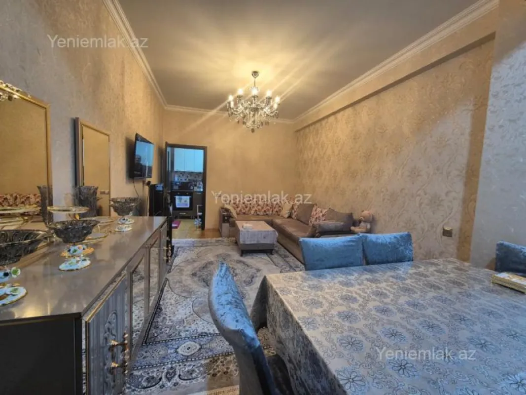 Satılır 3 otaqlı yeni tikili 80 m²