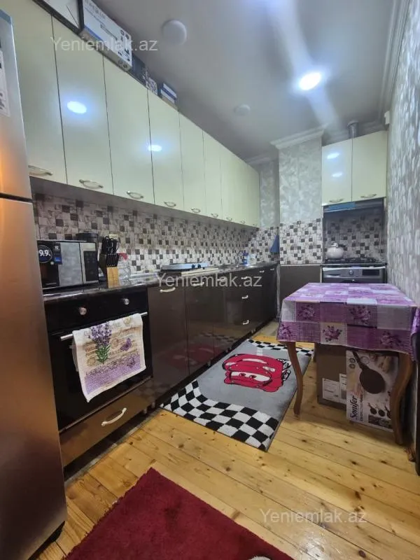 Satılır 3 otaqlı yeni tikili 80 m²