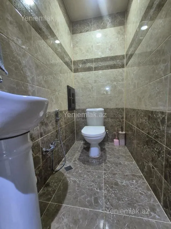 Satılır 3 otaqlı yeni tikili 80 m²