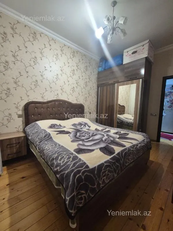 Satılır 3 otaqlı yeni tikili 80 m²