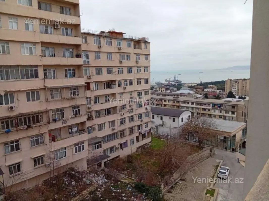 Satılır 3 otaqlı yeni tikili 72 m²