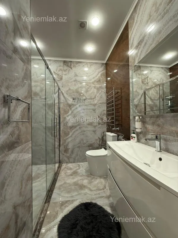 Satılır 4 otaqlı yeni tikili 165 m²