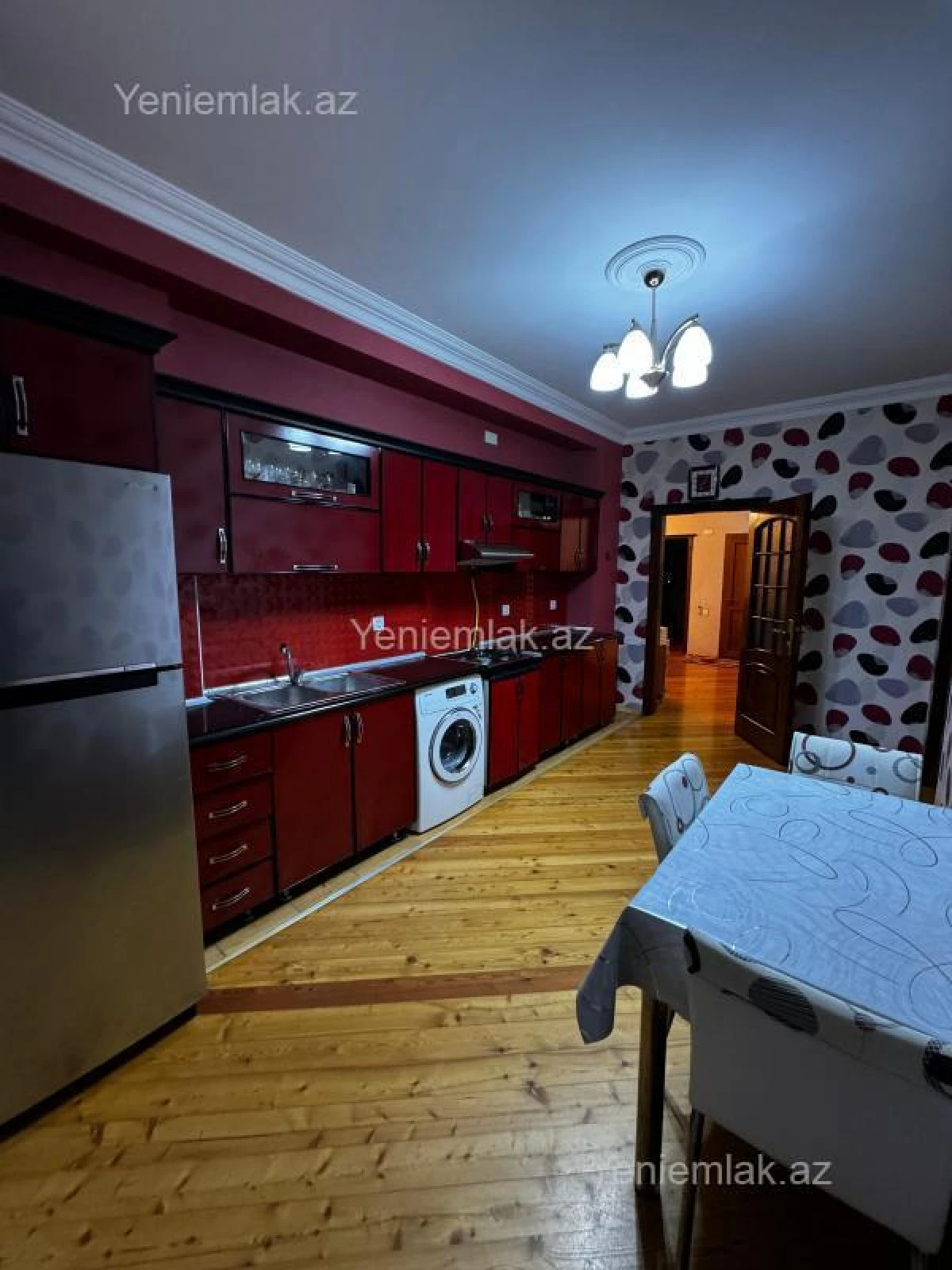 Satılır 4 otaqlı yeni tikili 130 m²
