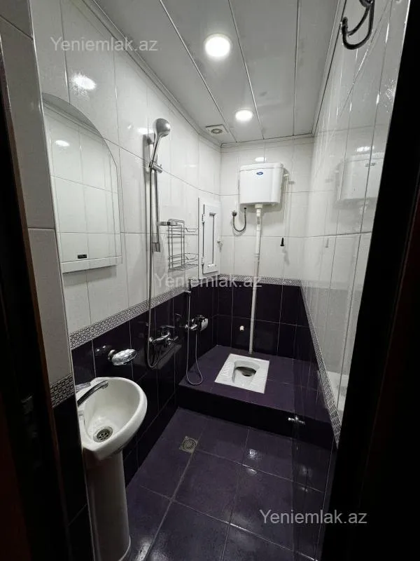 Satılır 4 otaqlı yeni tikili 130 m²