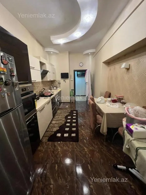 Satılır 4 otaqlı yeni tikili 160 m²