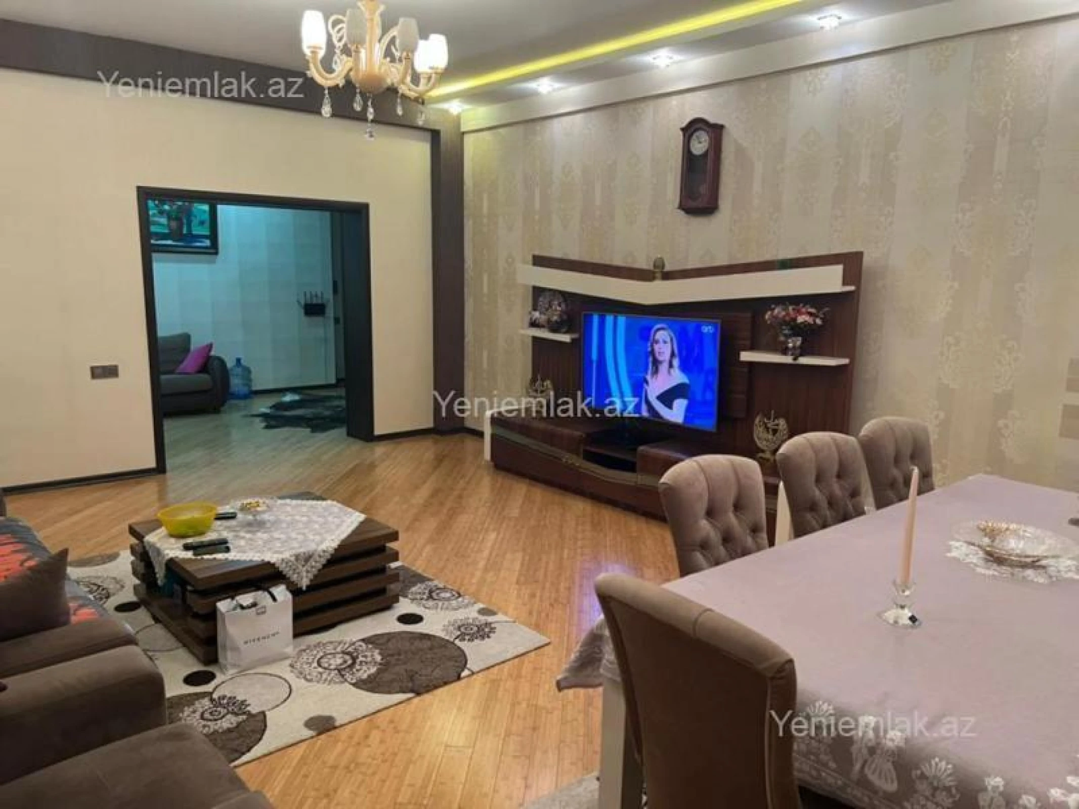Satılır 4 otaqlı yeni tikili 160 m²