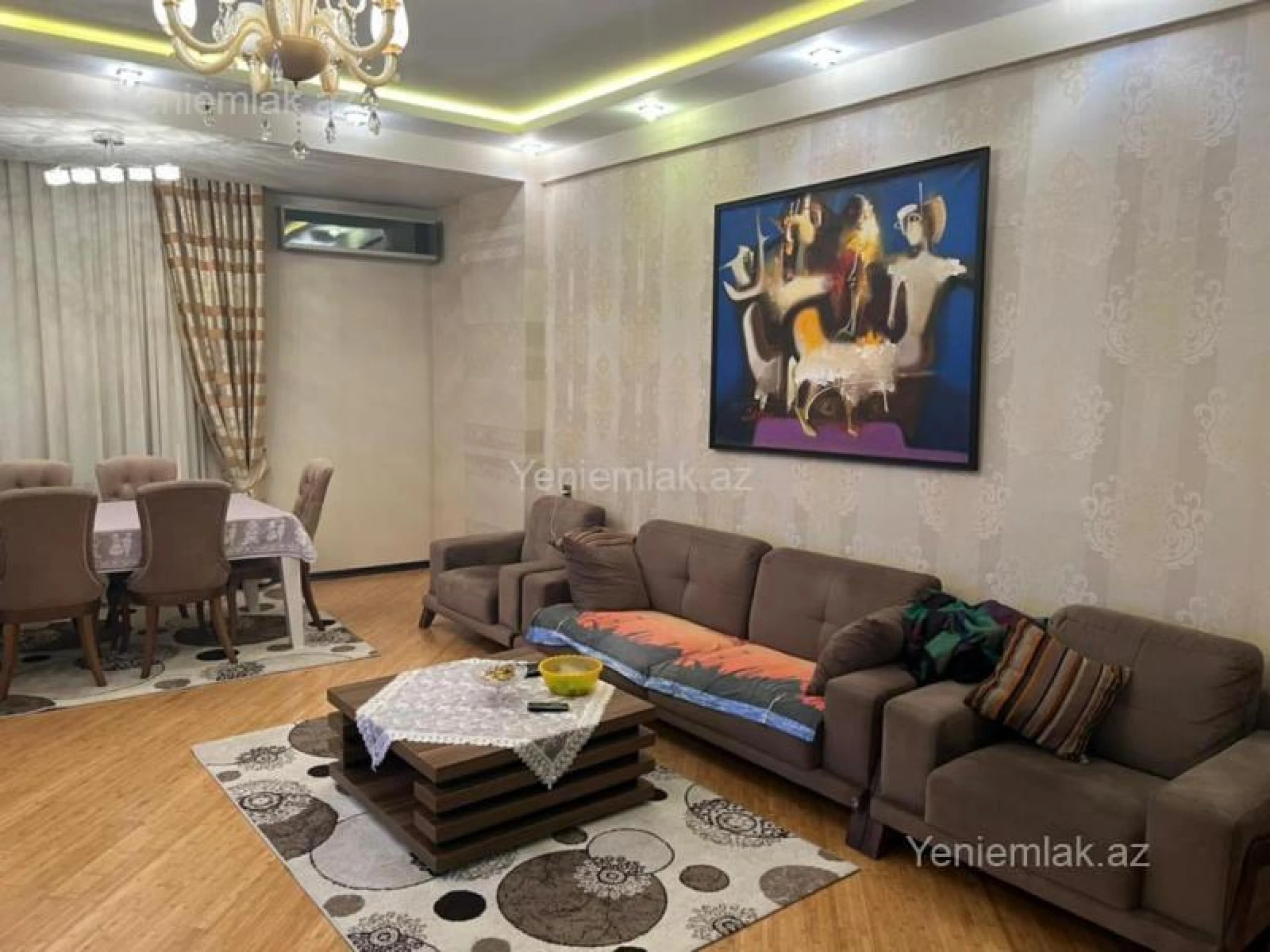 Satılır 4 otaqlı yeni tikili 160 m²