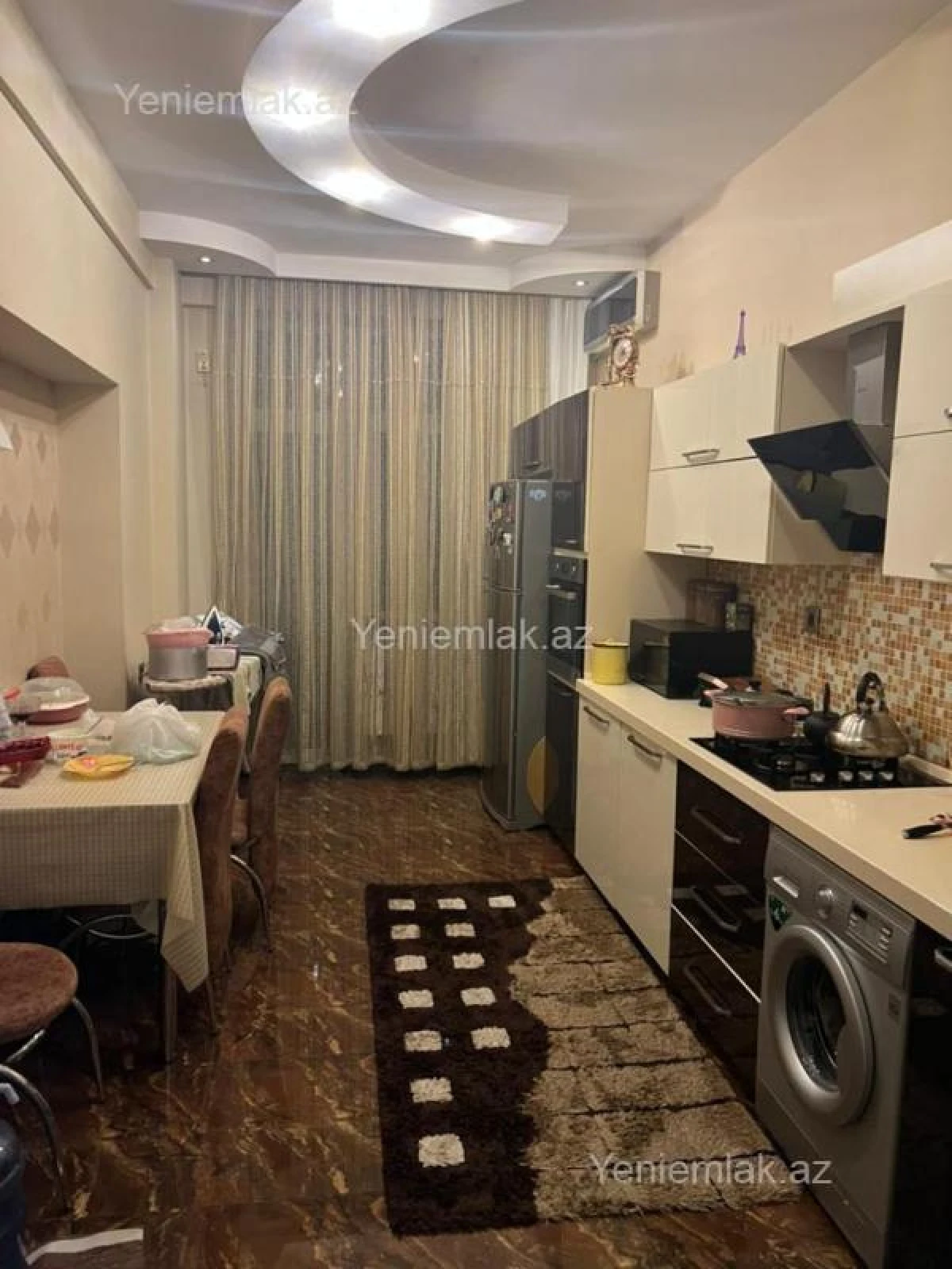 Satılır 4 otaqlı yeni tikili 160 m²