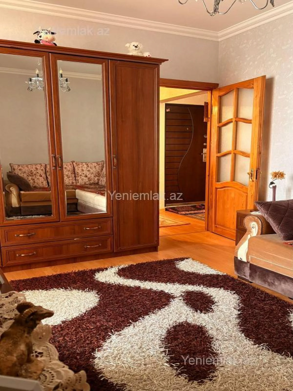 Satılır 2 otaqlı köhnə tikili 65 m²