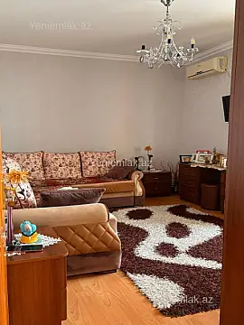 Satılır 2 otaqlı köhnə tikili 65 m²