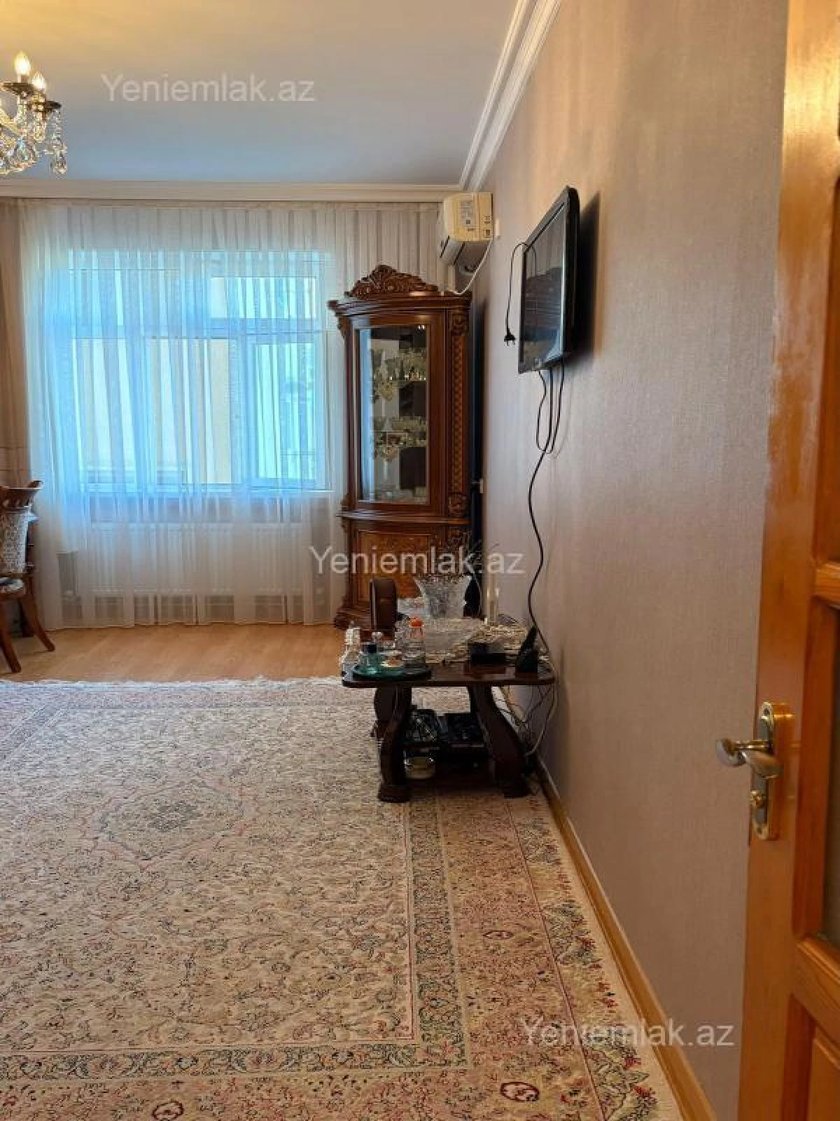 Satılır 2 otaqlı köhnə tikili 65 m²