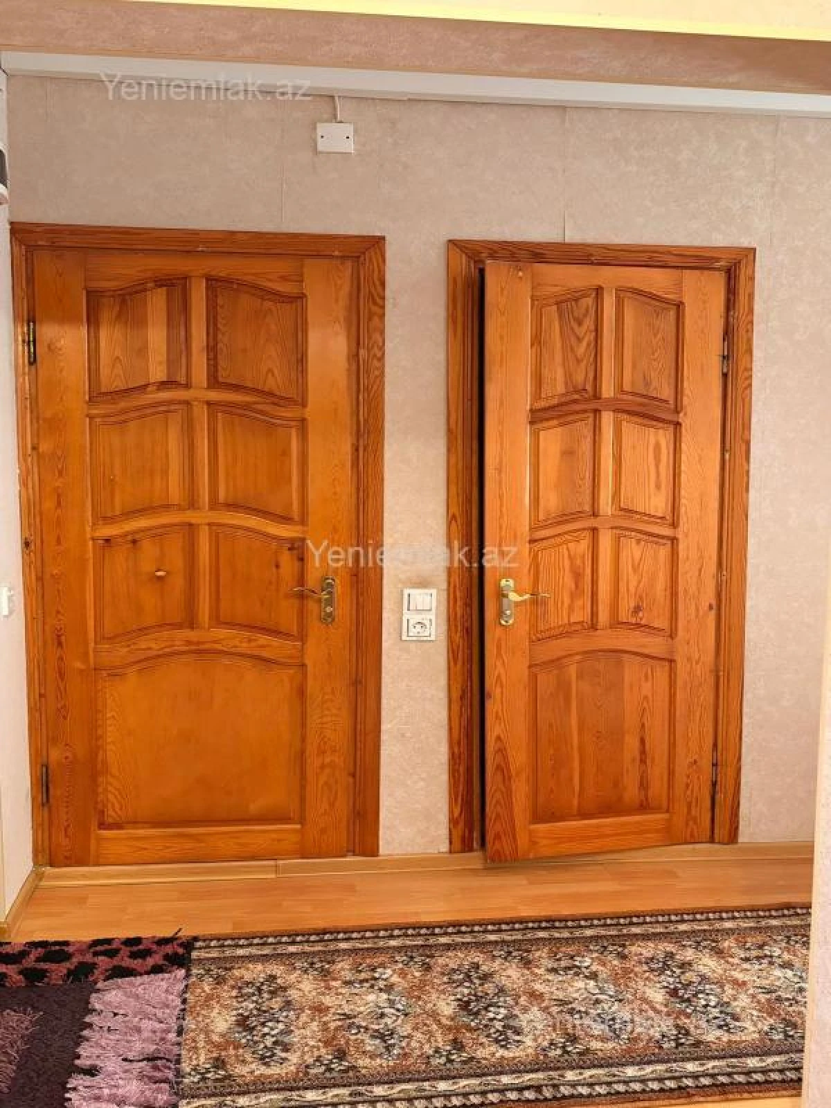 Satılır 2 otaqlı köhnə tikili 65 m²