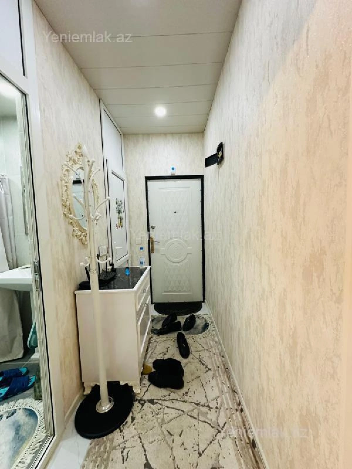 Satılır 2 otaqlı köhnə tikili 60 m²