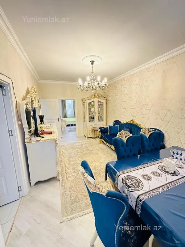 Satılır 2 otaqlı köhnə tikili 60 m²