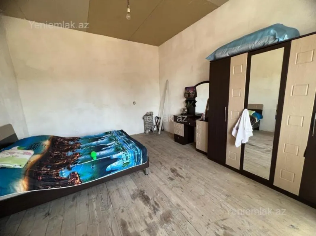 Satılır 3 otaqlı həyət evi 150 m²