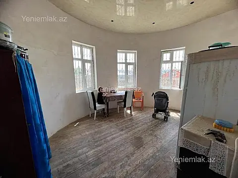 Satılır 3 otaqlı həyət evi 150 m²