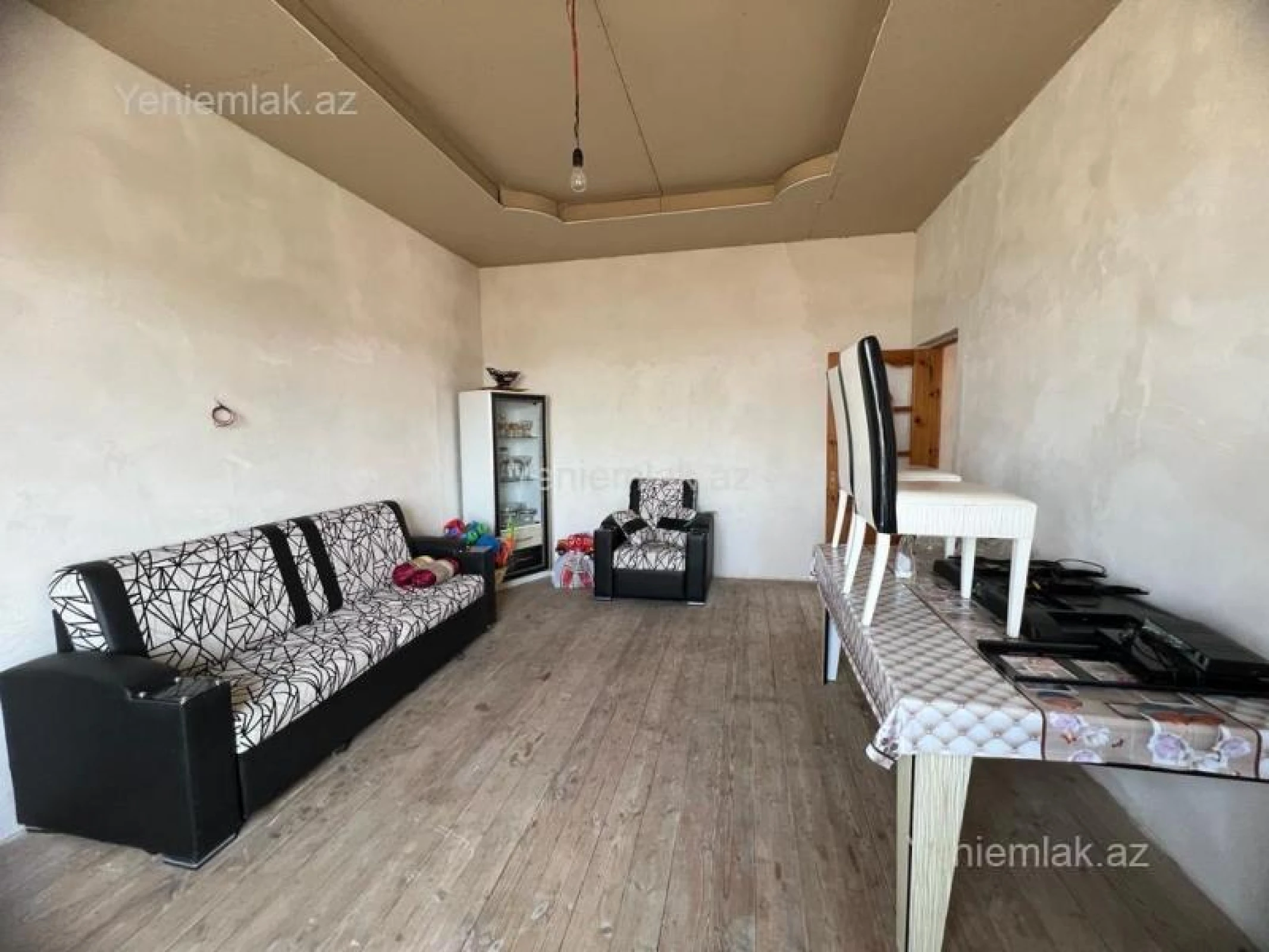 Satılır 3 otaqlı həyət evi 150 m²