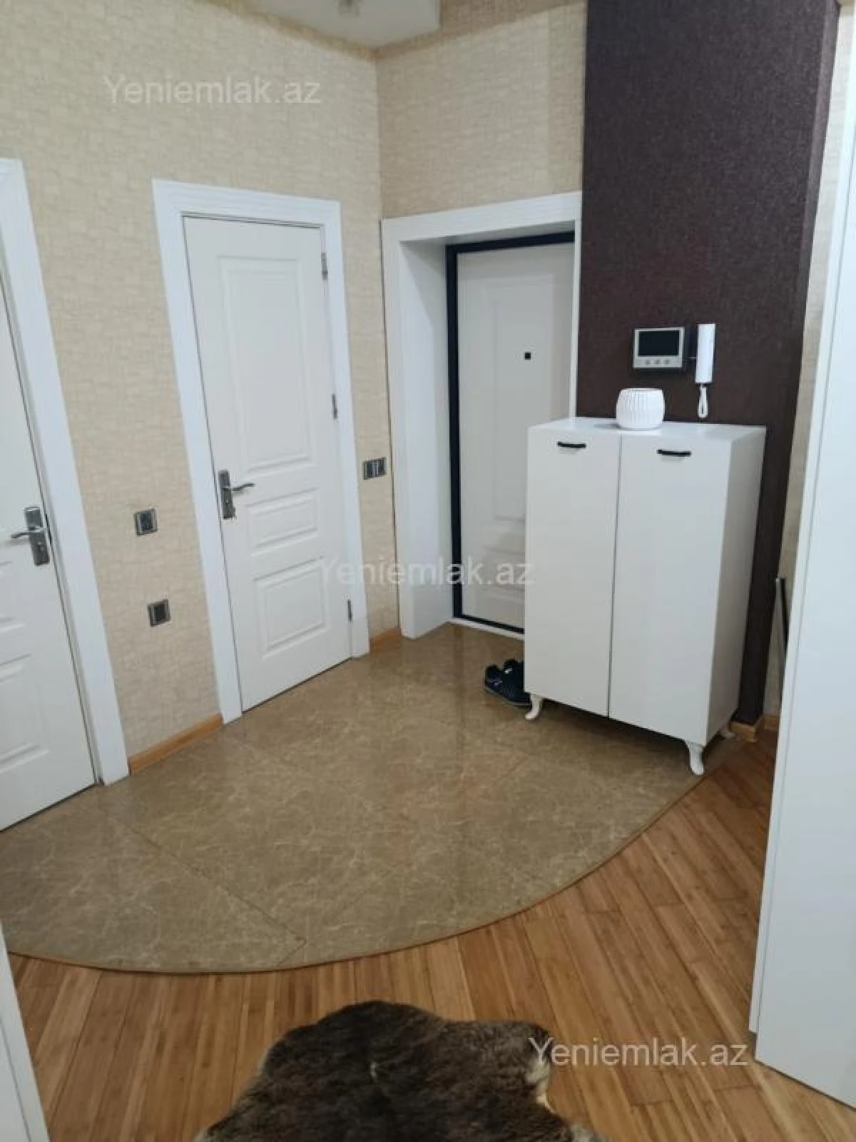 Satılır 2 otaqlı yeni tikili 80 m²