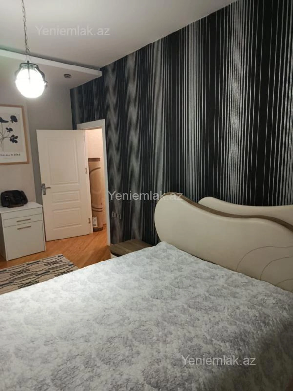 Satılır 2 otaqlı yeni tikili 80 m²