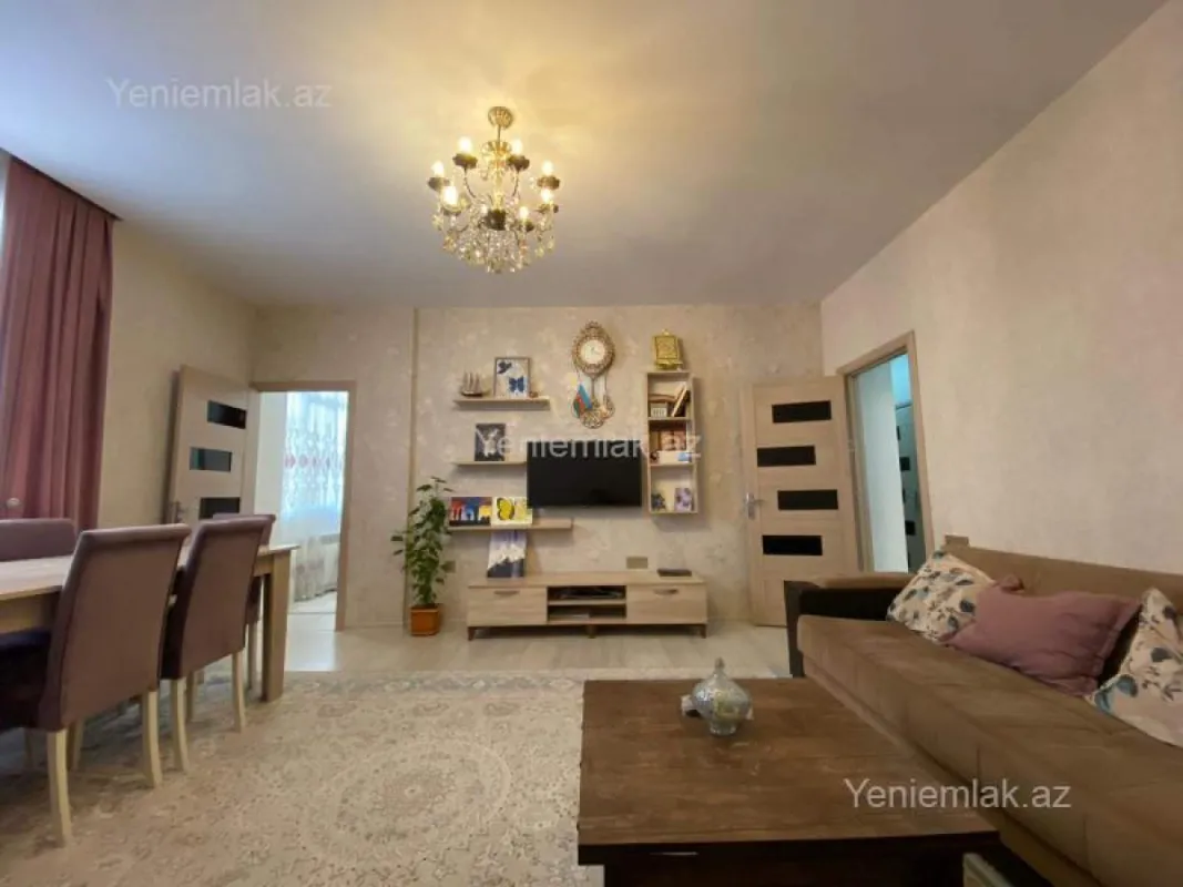 Satılır 3 otaqlı yeni tikili 75 m²