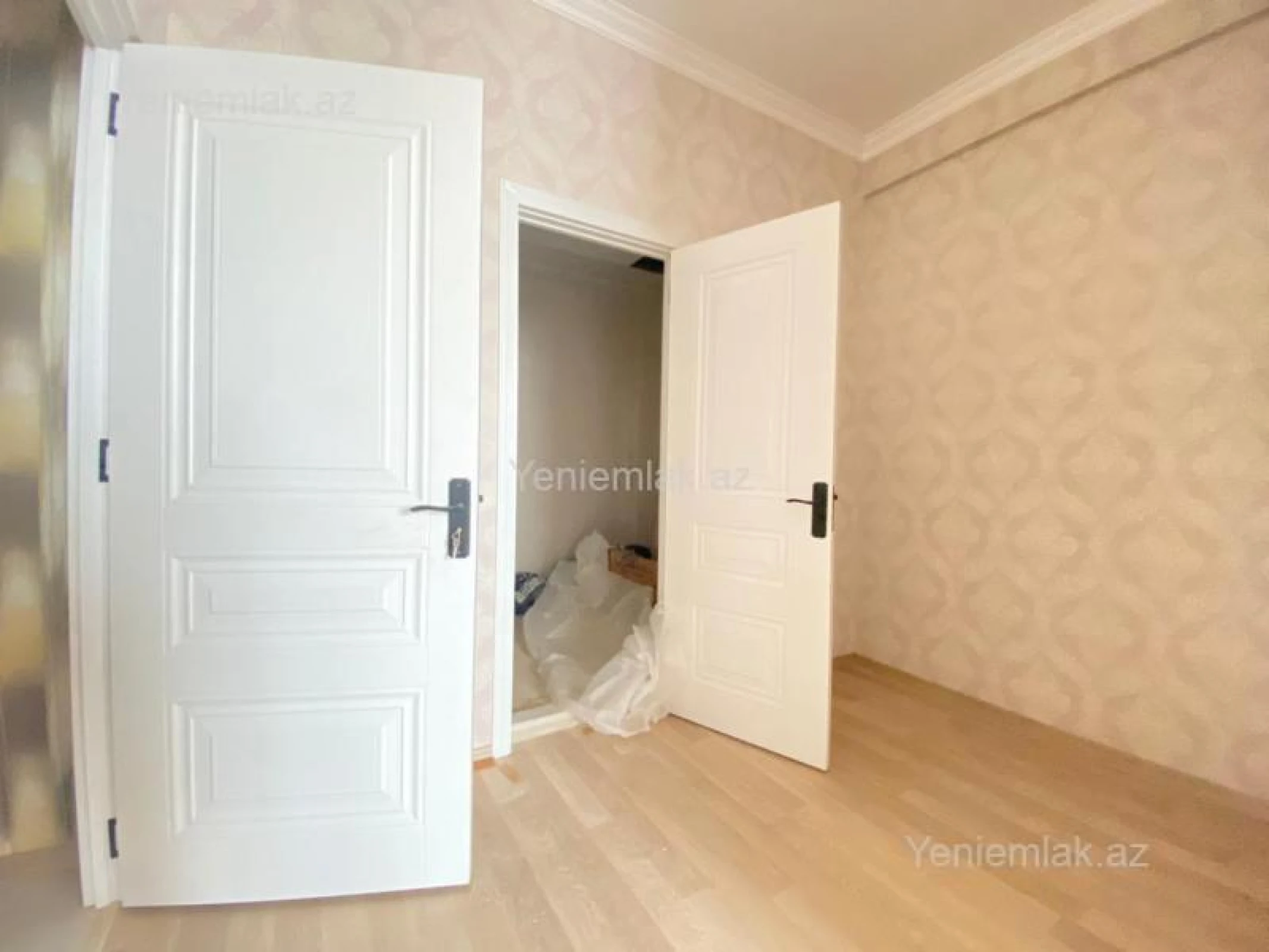 Satılır 3 otaqlı yeni tikili 107.7 m²