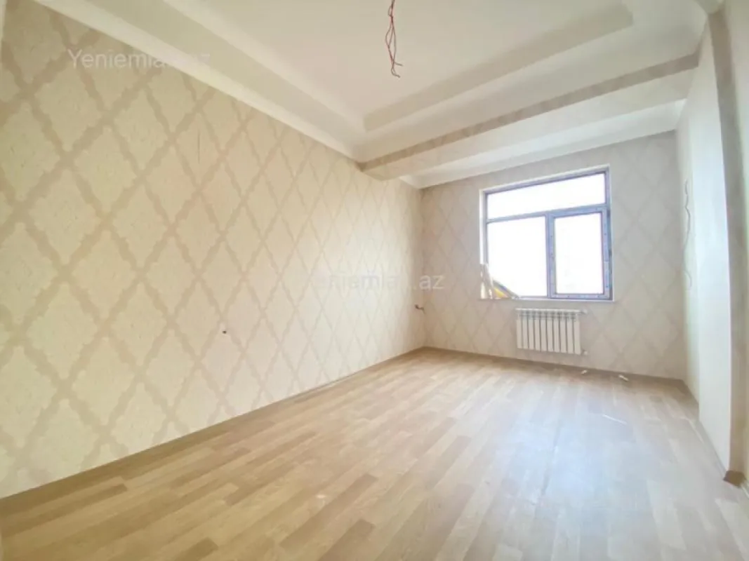 Satılır 3 otaqlı yeni tikili 107.7 m²