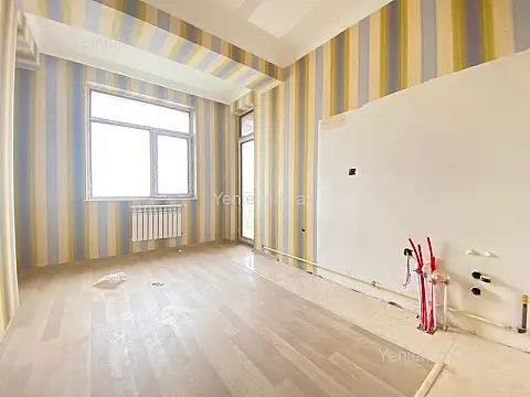 Satılır 3 otaqlı yeni tikili 107.7 m²