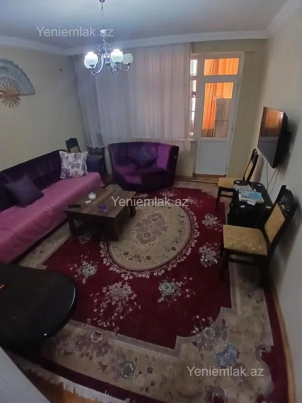 Kirayə verilir 2 otaqlı yeni tikili 50 m²