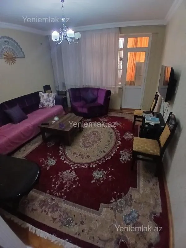 Kirayə verilir 2 otaqlı yeni tikili 50 m²