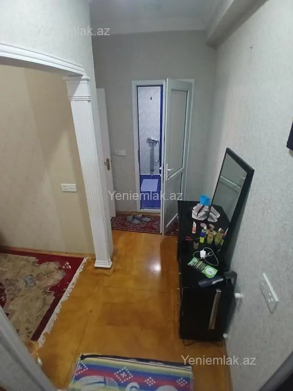 Kirayə verilir 2 otaqlı yeni tikili 50 m²