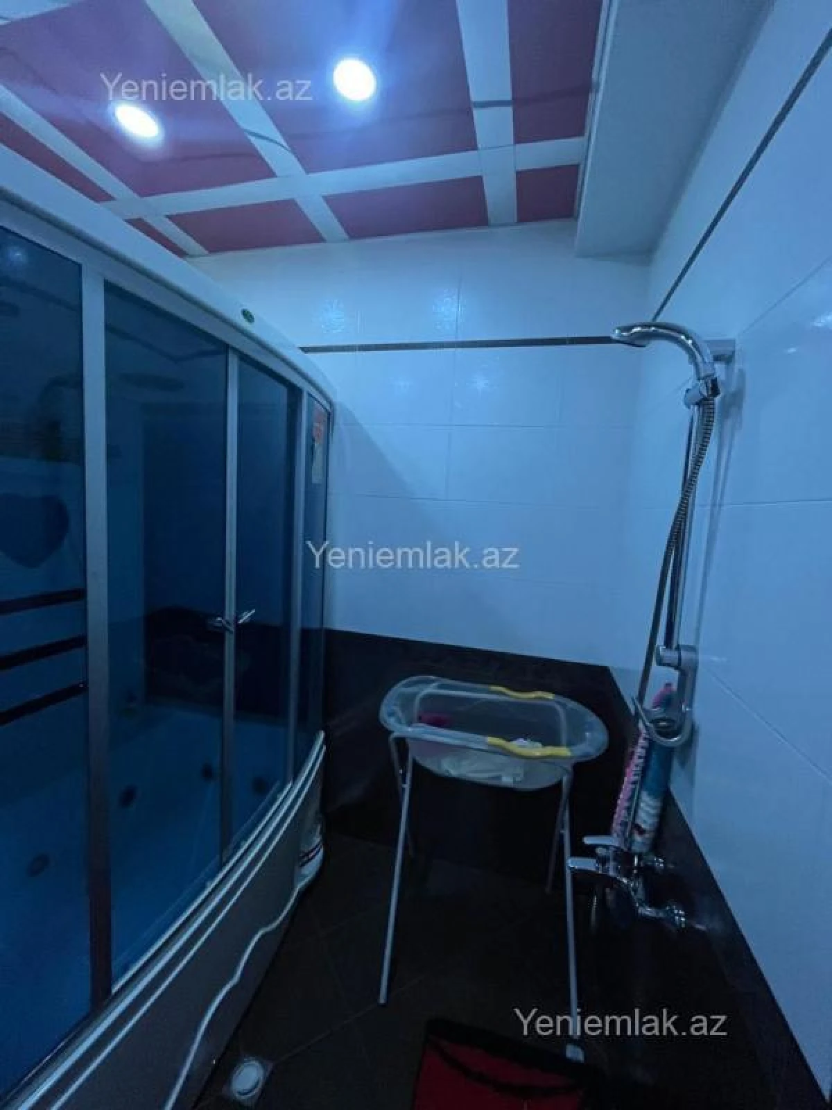 Satılır 4 otaqlı yeni tikili 215 m²