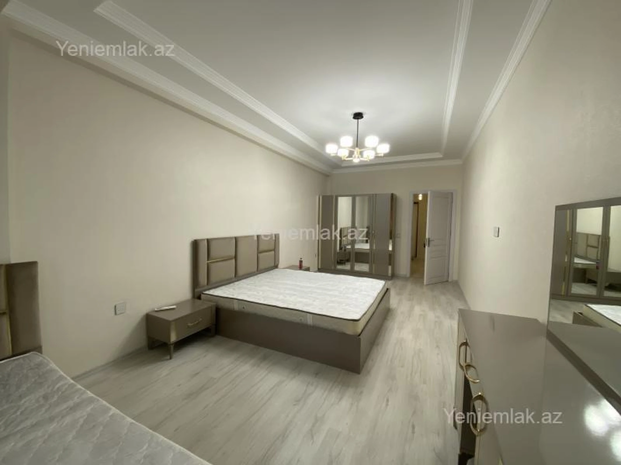 Satılır 2 otaqlı yeni tikili 73 m²