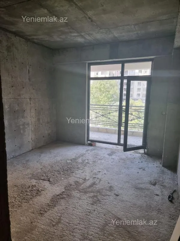 Satılır 3 otaqlı yeni tikili 145 m²