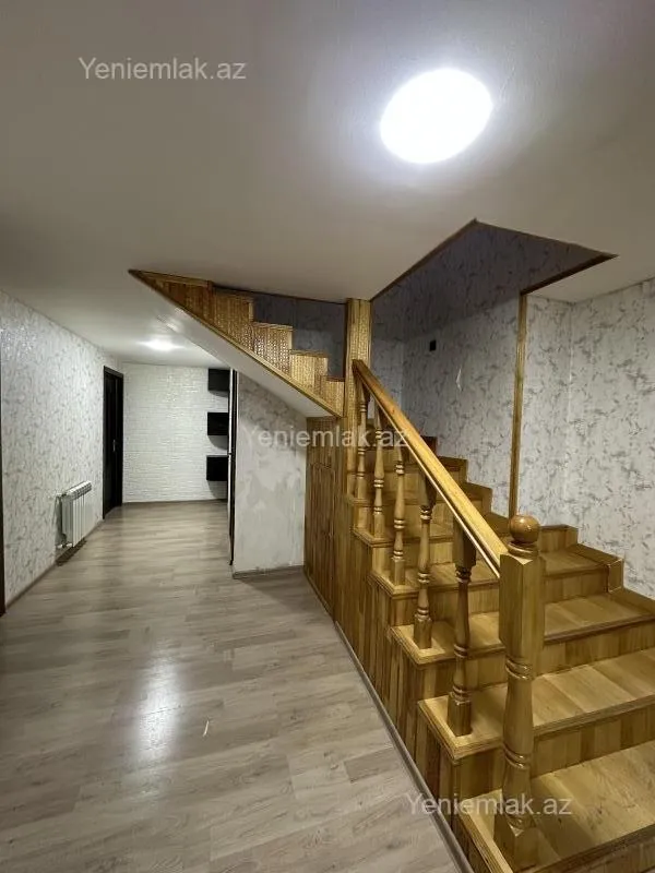 Satılır 4 otaqlı yeni tikili 125 m²