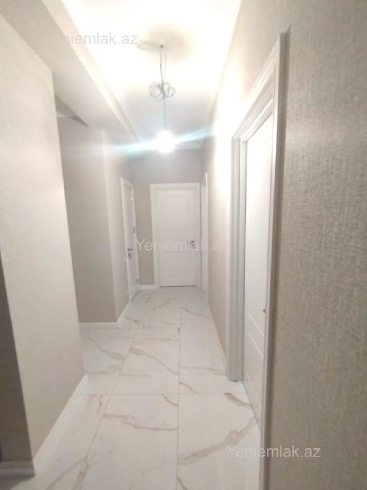 Satılır 4 otaqlı yeni tikili 122 m²