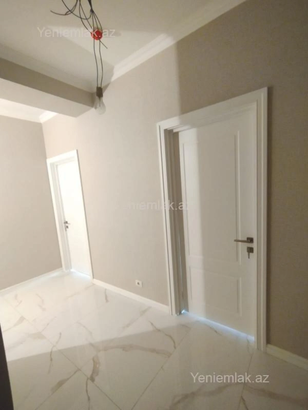 Satılır 4 otaqlı yeni tikili 122 m²