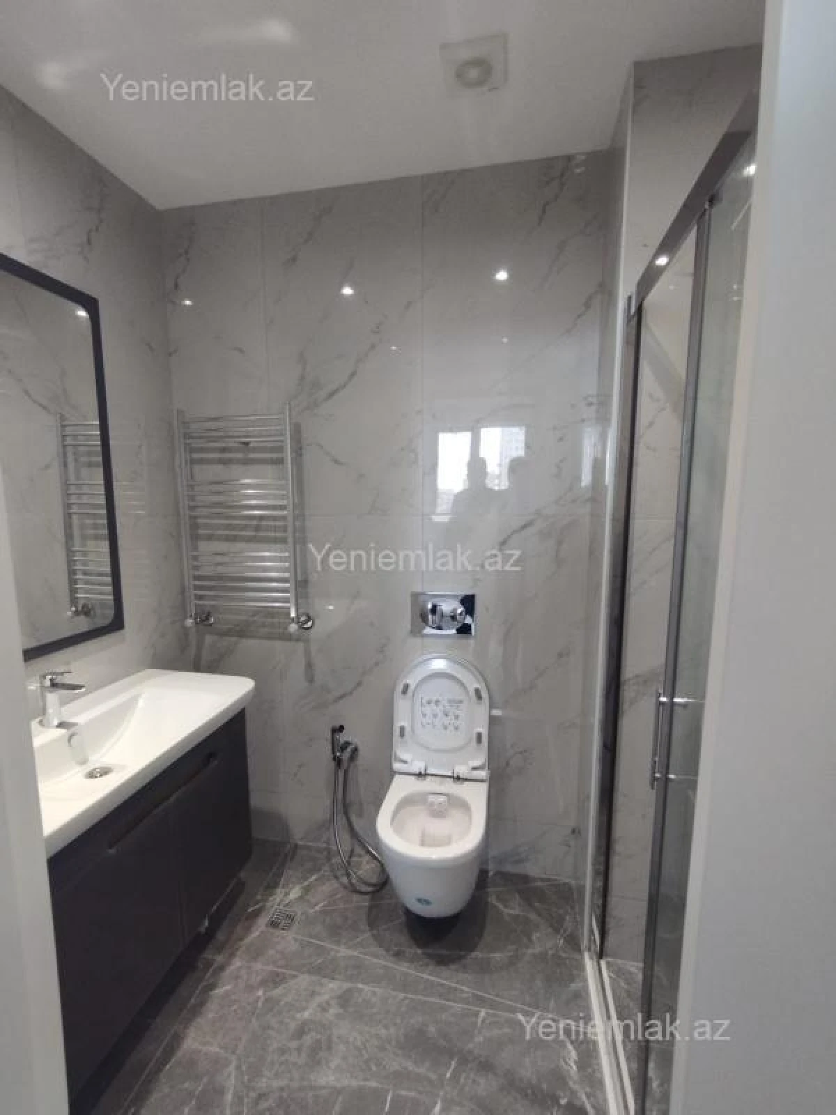 Satılır 4 otaqlı yeni tikili 122 m²