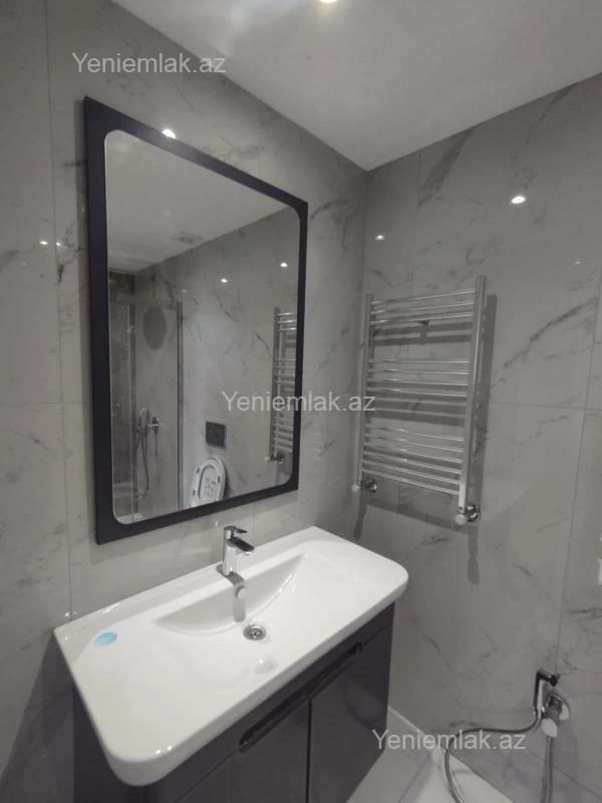 Satılır 4 otaqlı yeni tikili 122 m²