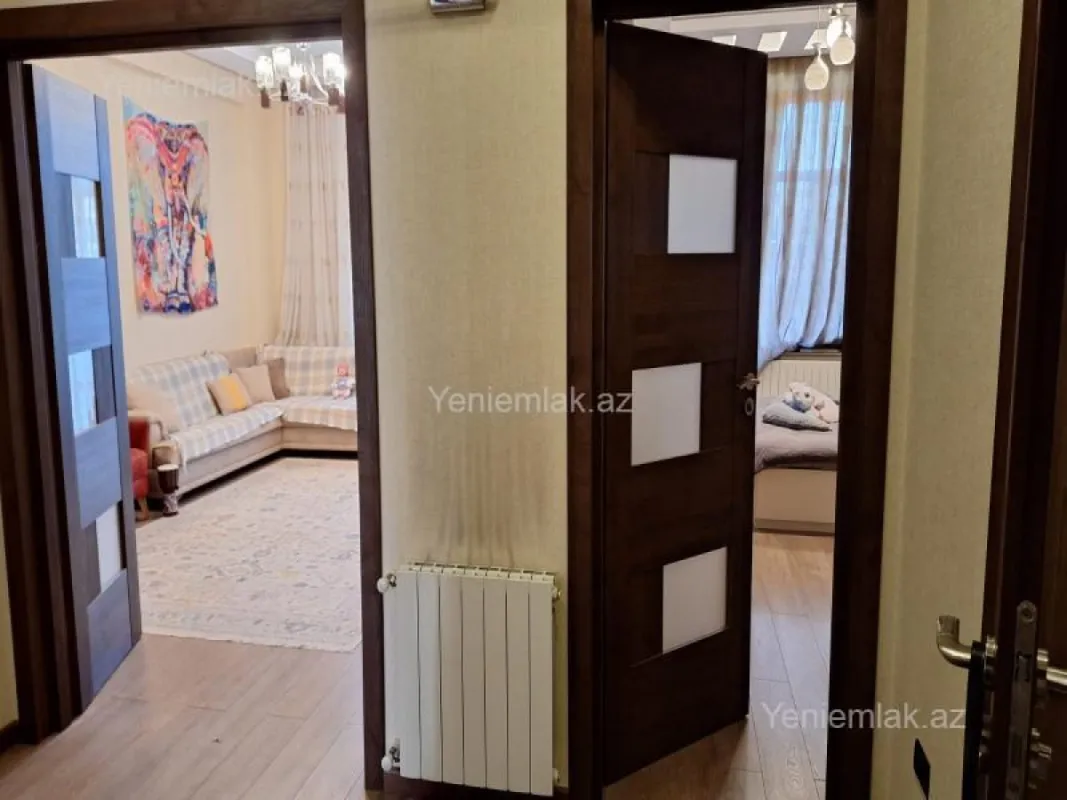 Satılır 2 otaqlı yeni tikili 92 m²