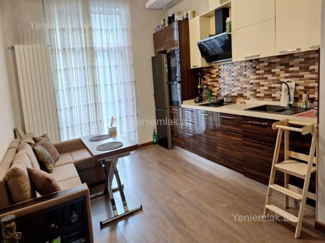 Satılır 2 otaqlı yeni tikili 92 m²